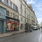 81G. New Renovated Studio Invalides Effeiltower